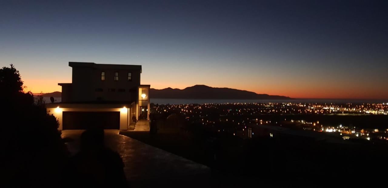 White House Bed & Breakfast Paraparaumu Exterior foto
