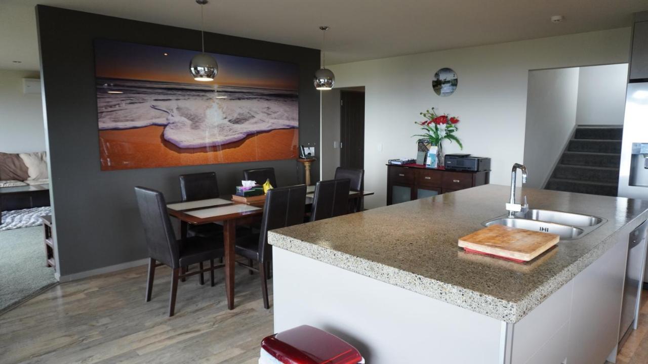 White House Bed & Breakfast Paraparaumu Exterior foto